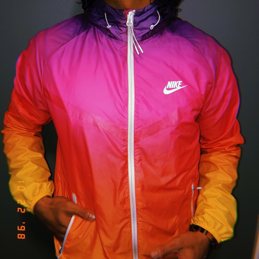 Meet your Posher, Taniela